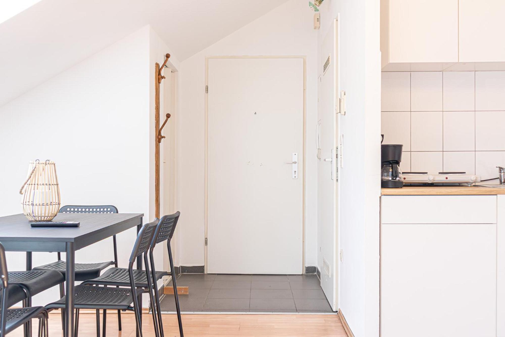 Spacious 2Br Apt Great Location - Near Schoenbrunn Wien Ngoại thất bức ảnh